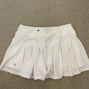 White Amazon tennis skirt
